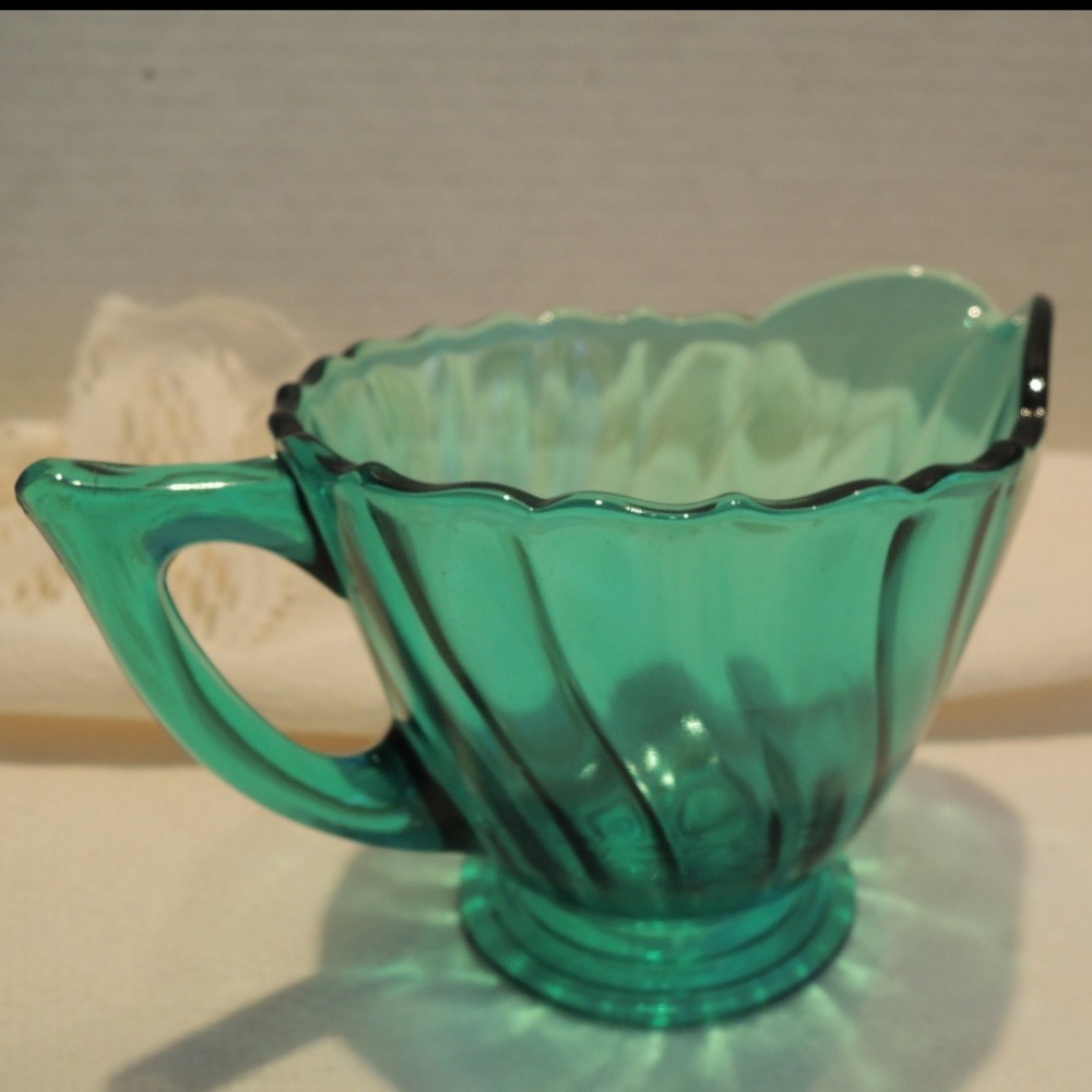 Vtg Jeannette Glass Swirl Ultramarine Blue Green Depression Glass (1937-1938)